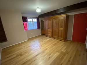 Photo 14- click for photo gallery